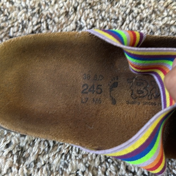 BIRKINS by Birkinstock Curacao Rainbow Stretch Sandals Size 7.5 - Picture 5 of 7